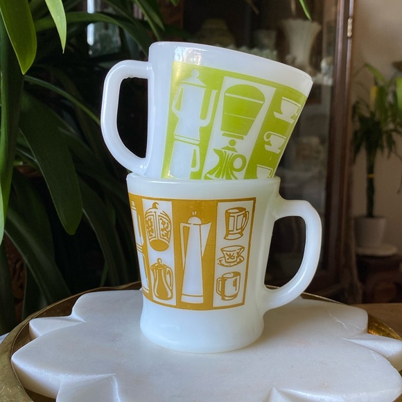 Set of 2 Coffee Time Teapot Milk Glass D Handle Fire King + Federal Glass Mugs - Picture 12 of 12